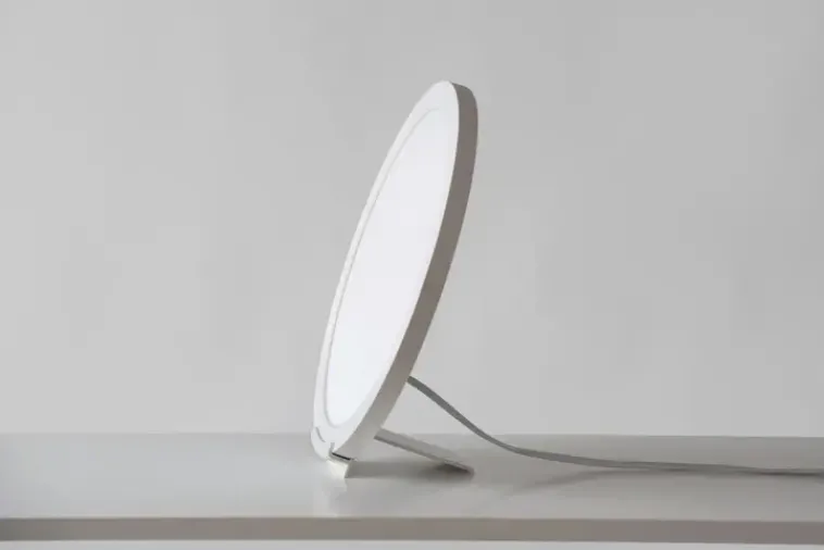 Innolux Kirkasvalolamput<Rondo Air Kirkasvalo 24W Led On-Off Toiminnolla