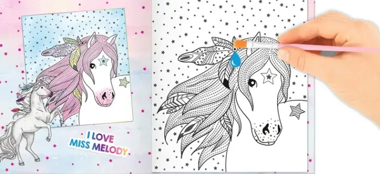 Miss Melody Askartelutarvikkeet>Water Colour Taikakirja