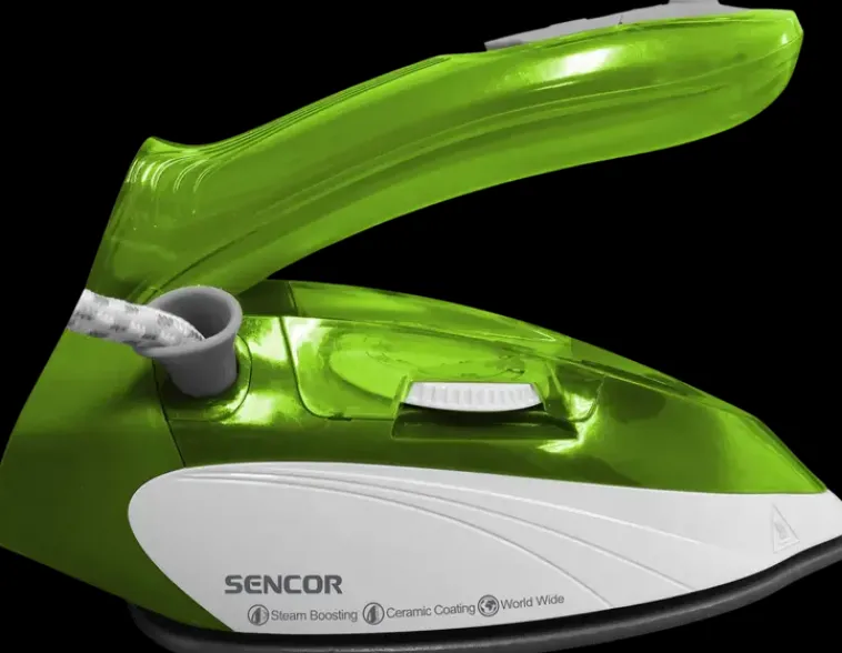 Sencor Silitysraudat Ja Vaatehöyrystimet<Matkasilitysrauta Kulkee Helposti Ja Vaivatta Mukana. 1.100W Ja Keraaminen Pohjalevy Takaavat Hyva Silitystuloksen. Pitka 1,9M Johto, Drip-Stop Ja Pysty Hyory -Toiminnot.