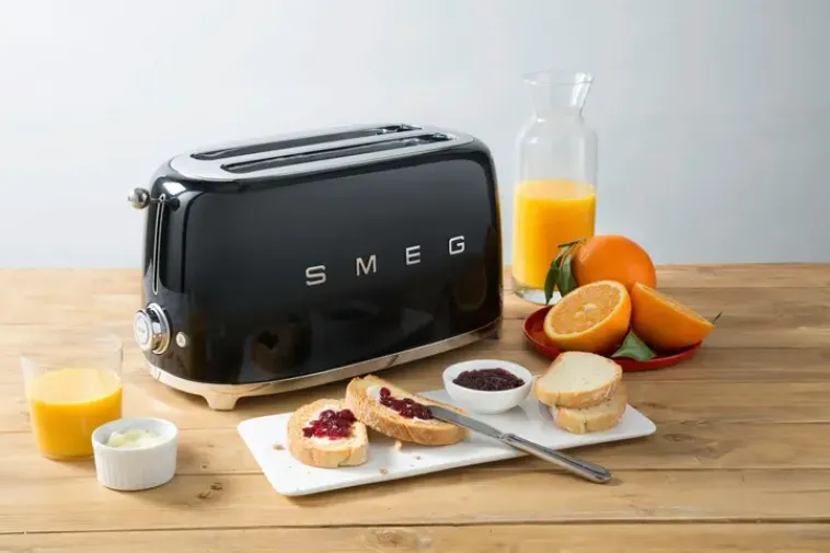 Smeg Kypsentäminen<Tsf02Bleu 4-Viipaleen Leivanpaahdin Musta