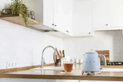 Smeg Kahvi Ja Tee<Vedenkeitin Klf05Pbeu 0,8 Litraa, Vaaleansininen