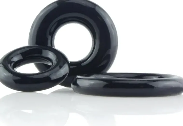 The Screaming O Seksivalineet<Penisrengaslajitelma